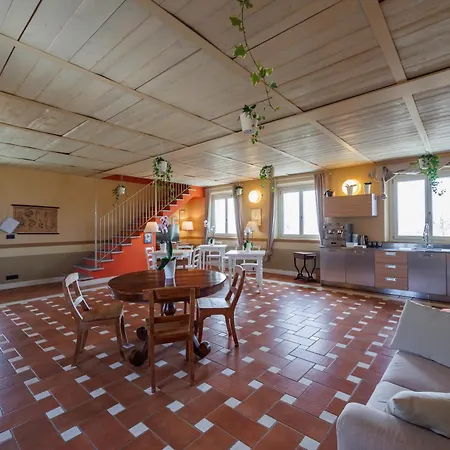 Oda ve Kahvaltı Florario Chieri